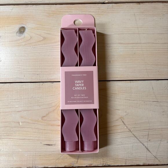 Room Essentials NWT NIB Wavy Shaped Taper Candles Pink Frangrance Free Set of 2 - Picture 3 of 5